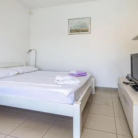 Apartman Cozy In With Wi-fi